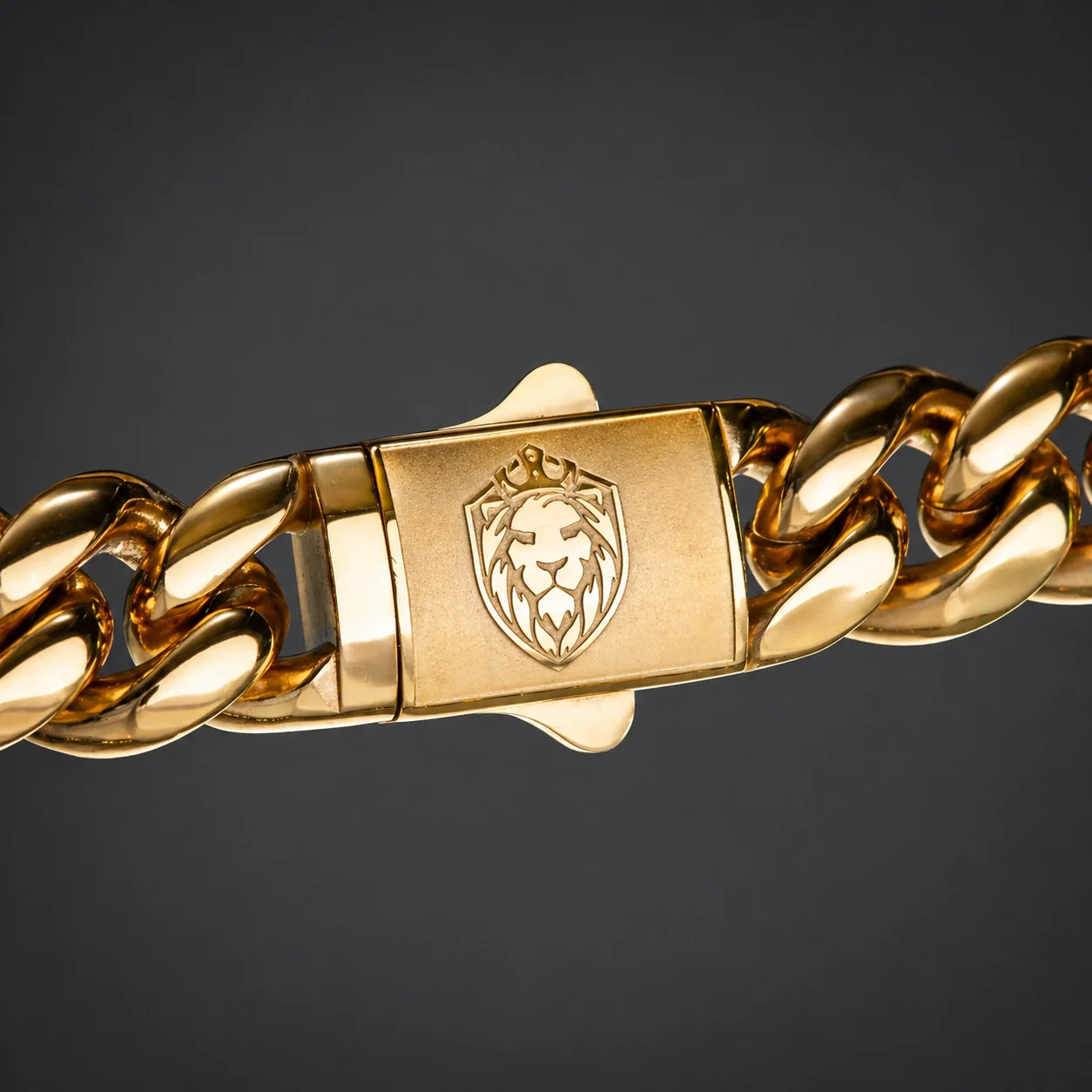 Gold Cuban Link Chain 8mm - Image 4