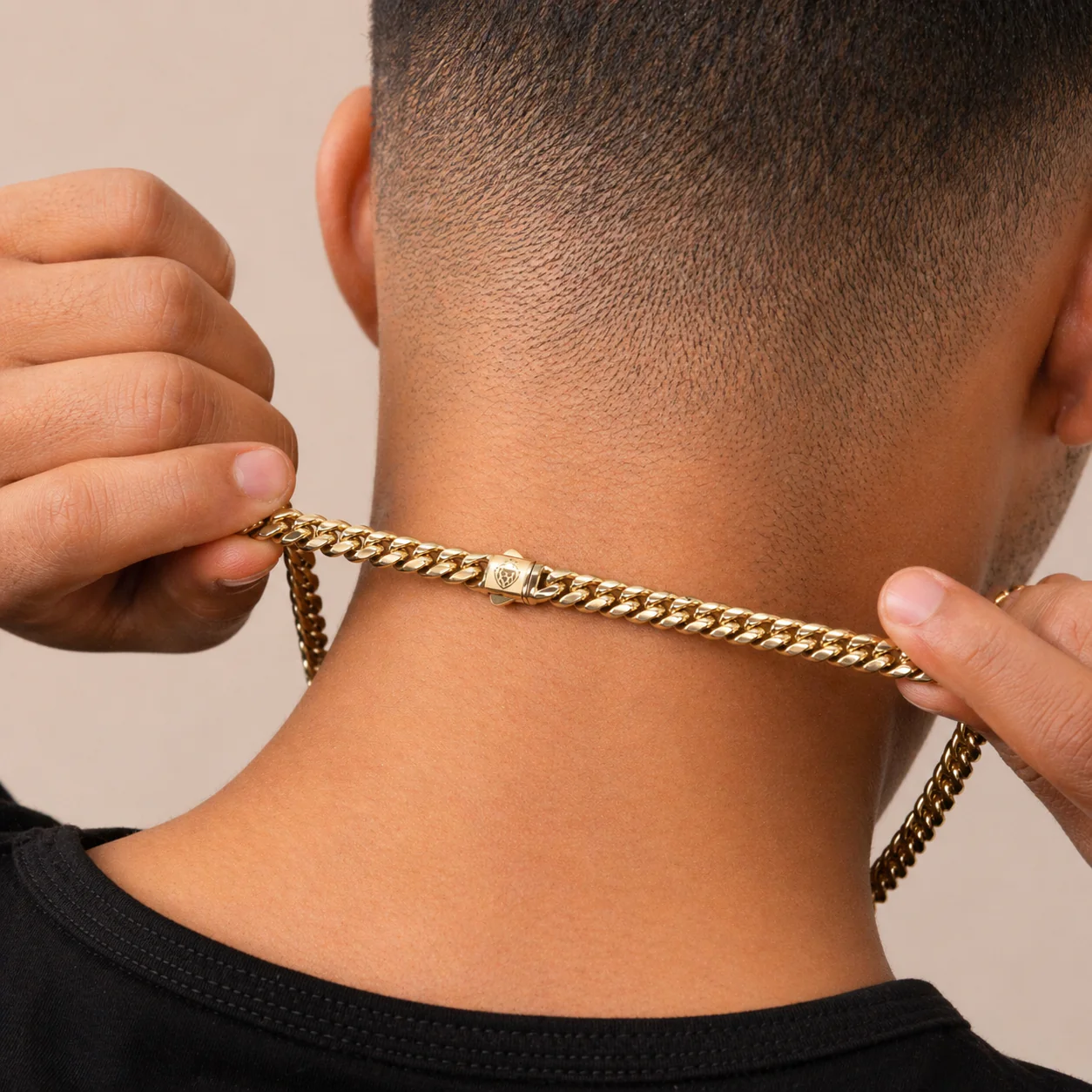 Gold Cuban Link Chain 8mm - Image 6