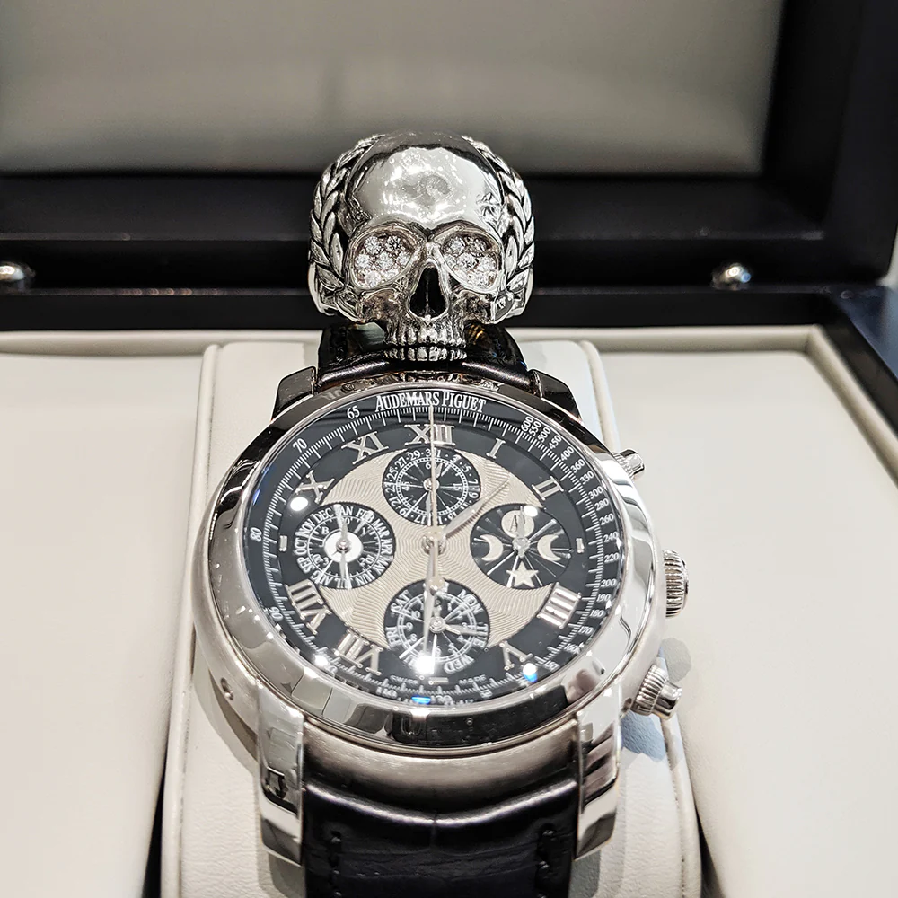 Memento Mori, Silver Skull Ring - Image 3